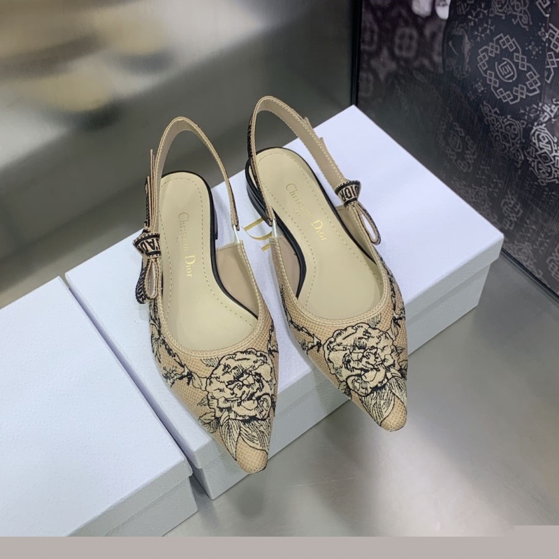 ch**an D*or high heels